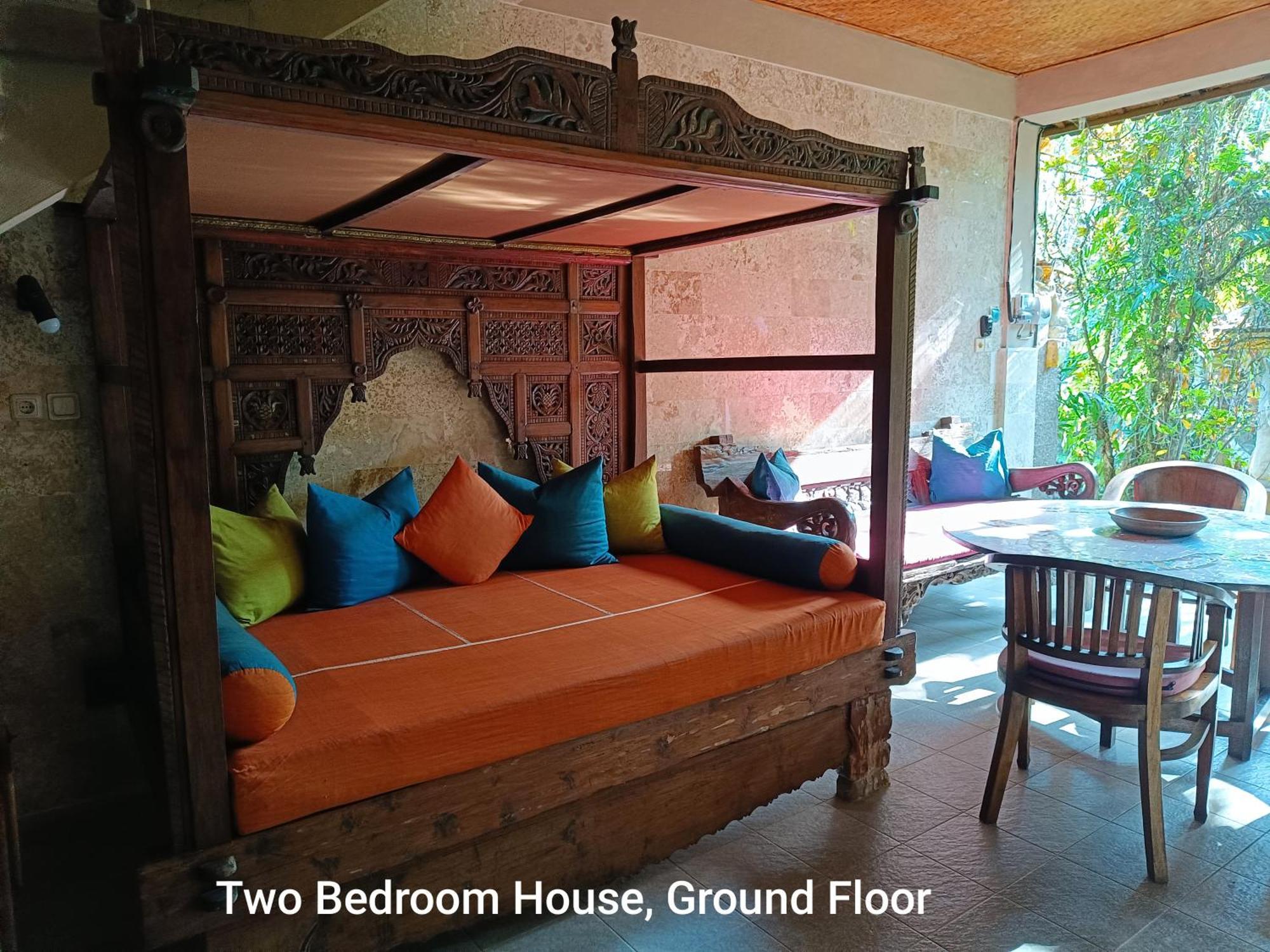 Guci Guesthouses Ubud  Exterior photo