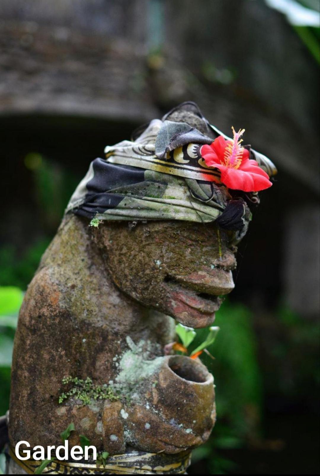 Guci Guesthouses Ubud  Exterior photo
