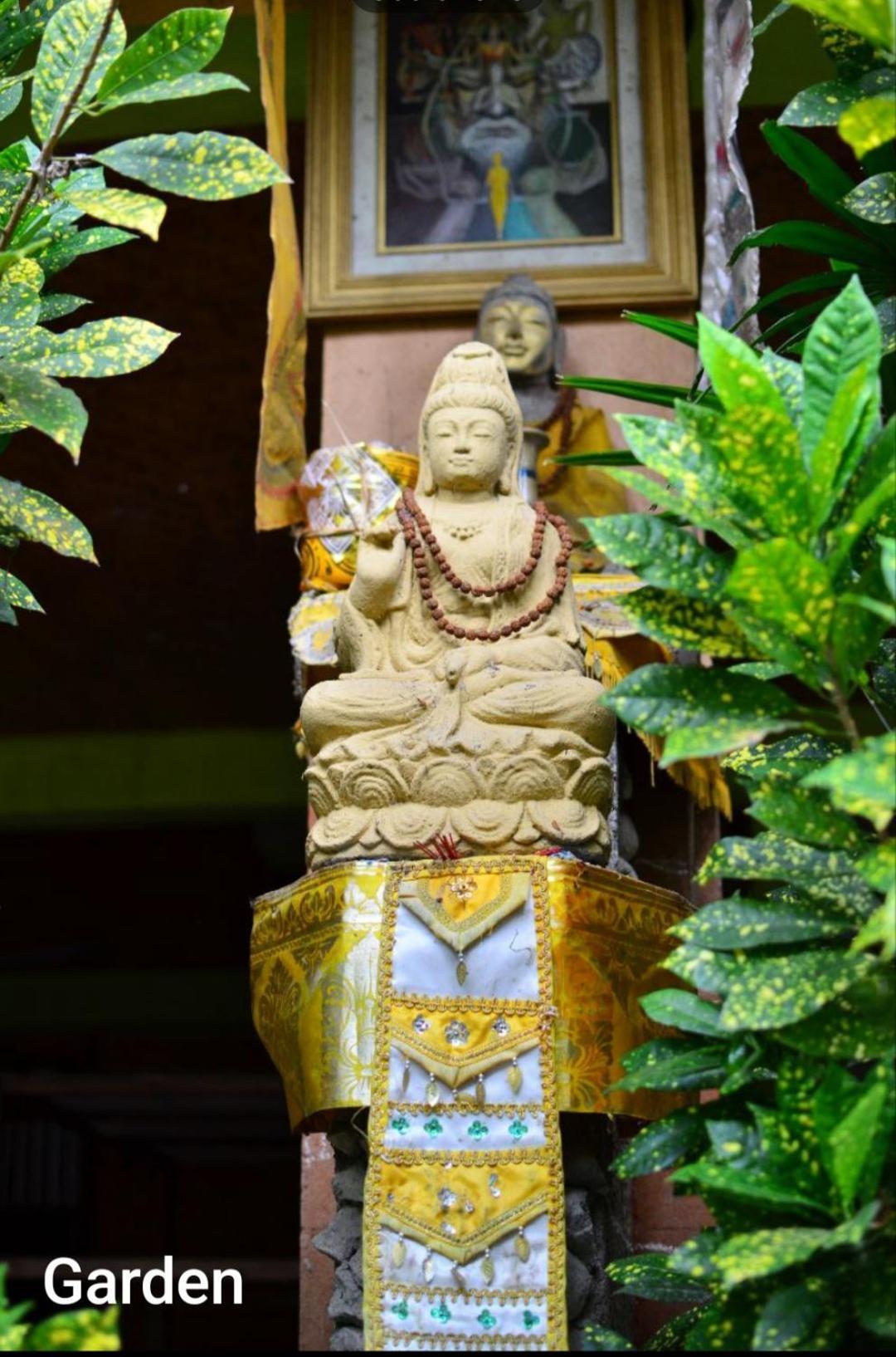 Guci Guesthouses Ubud  Exterior photo