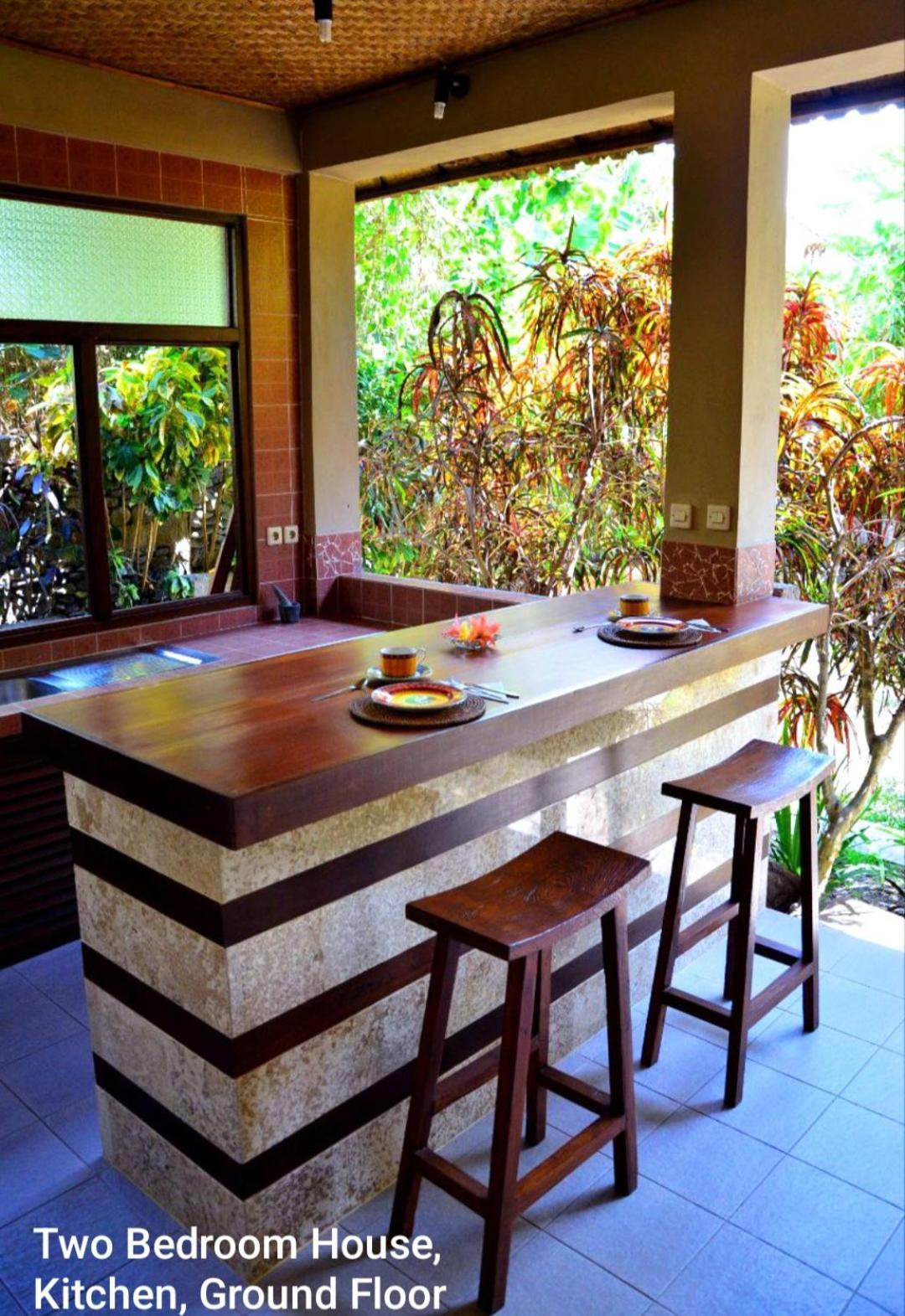 Guci Guesthouses Ubud  Exterior photo